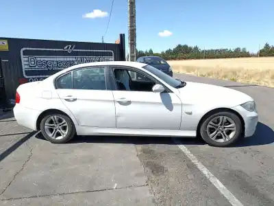 Veicolo di demolizione bmw serie 3 berlina (e90) 320d dell'anno 2008 alimentato n47d20a