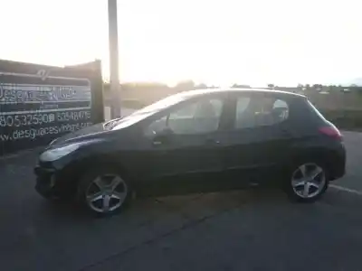 Здавання транспортного засобу PEUGEOT 308 I (4A_, 4C_) 1.6 16V року 2008 потужний 5FW