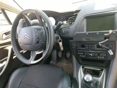 Veículo de Sucata citroen c5 berlina business do ano 2011 alimentado d/rhf