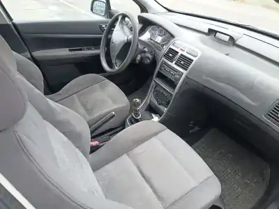 Scrapping Vehicle peugeot 307 (3a/c) 1.6 16v of the year 2003 powered nfu (tu5jp4)