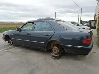 Здавання транспортного засобу mercedes-benz clase e (w210) berlina 250 td (605962) року 2006 потужний 