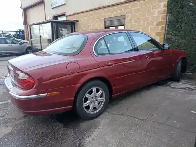 Scrapping Vehicle jaguar s-type 3.0 v6 24v cat of the year 2000 powered fc