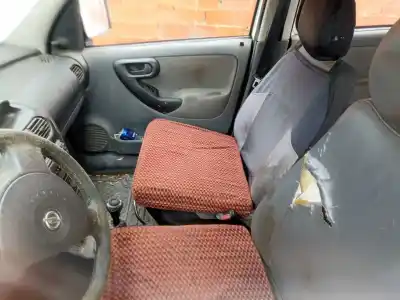 Sloopvoertuig opel combo 1.3 cdti 16v van het jaar 2004 aangedreven 