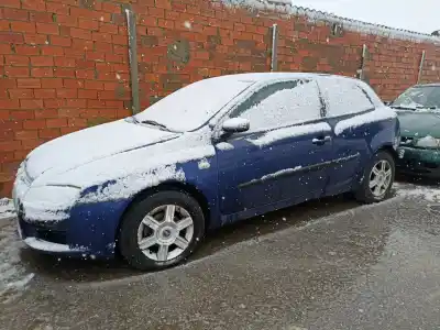 Véhicule à la ferraille FIAT STILO (192) 1.4 16V Feel de l'année 2004 alimenté 