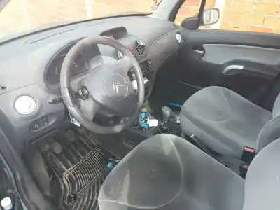 Sloopvoertuig citroen c3 1.4 hdi exclusive van het jaar 2003 aangedreven d-8hx