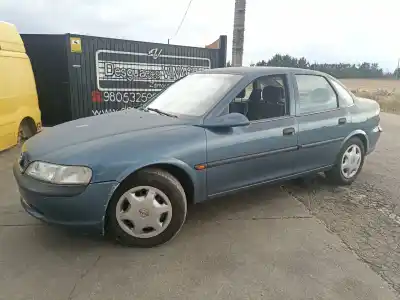 Scrapping Vehicle OPEL VECTRA B FASTBACK (38_) 1.8 i 16V of the year 1998 powered G-X18XE