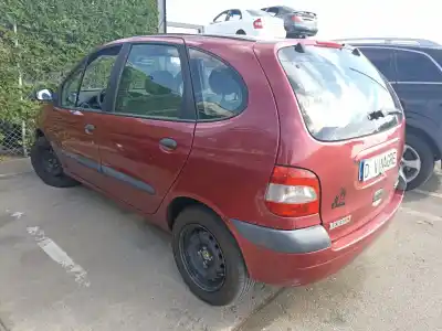 Scrapping Vehicle renault scenic (ja..) 1.6 16v dynamique (ja0b/11) of the year 2001 powered g-k4m