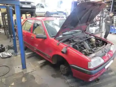 Veículo de Sucata RENAULT 19 1.8G-F3P do ano 1992 alimentado 
