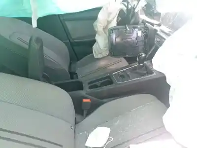 Veículo de Sucata seat leon sportstourer (kl8) 1.5 tsi do ano 2021 alimentado dpb