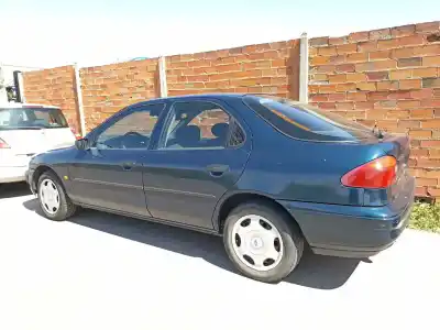 Veicolo di demolizione ford mondeo i sedán (gbp) 2.0 i 16v 4x4 dell'anno 1996 alimentato nga
