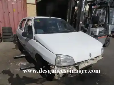 Утилизация автомобиля RENAULT CLIO I (B/C57_, 5/357_) 1.2 (5/357Y, 5/357K) года 1996 питание G-D7F