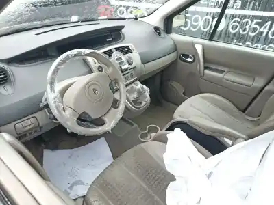 Здавання транспортного засобу renault grand scénic ii (jm0/1_) 2.0 року 2006 потужний f4r 770,f4r 771