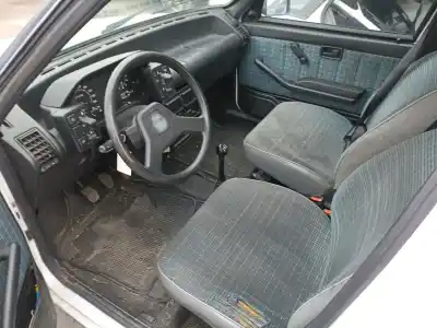 Véhicule à la ferraille fiat uno (146_) 45 i.e. 1.0 (146e, 146a) de l'année 1988 alimenté 156 a2.000,156 a2.246