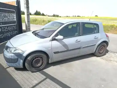 Veicolo di demolizione renault megane ii (bm0/1_, cm0/1_) 1.6 16v (bm0c, cm0c) dell'anno 2004 alimentato k4m 760 Veicolo di demolizione renault megane ii (bm0/1_, cm0/1_) 1.6 16v (bm0c, cm0c) dell'anno 2004 alimentato k4m 760