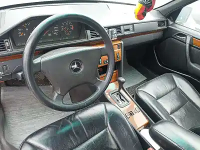 Здавання транспортного засобу MERCEDES                                           124 SEDÁN (W124)                                                                                                                                                                                                                                           300 E (124.030)                                                                                                                                                                                                                                            року 1992 потужний M 103.983