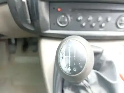 Здавання транспортного засобу renault scénic ii (jm0/1_) 1.9 dci (jm0g, jm12, jm1g, jm2c) року 2005 потужний f9q 812