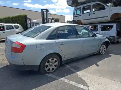 Scrapping Vehicle audi a4 b6 (8e2) 2.0 of the year 2001 powered alt