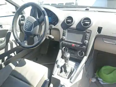 Vehicul casat audi a3 (8p1) 2.0 tdi 16v al anului 2006 alimentat bkd,cbab,cffb,clja