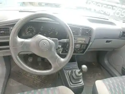 Veículo de Sucata renault 19 ii chamade (l53_) 1.4 do ano 1993 alimentado e7j 706