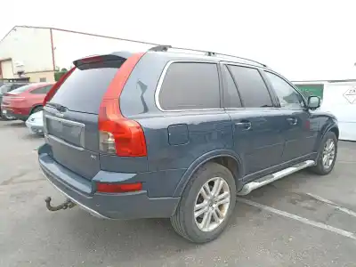 Véhicule à la ferraille volvo                                              xc90 i (275)                                                                                                                                                                                                                                               d5 awd                                                                                                                                                                                                                                                     de l'année 2006 alimenté d 5244 t4