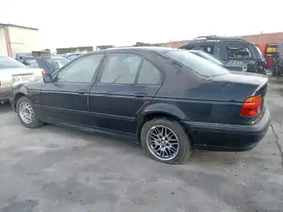Veículo de Sucata bmw 5 (e39) 525 tds do ano 2000 alimentado m51 d25 (256t1)