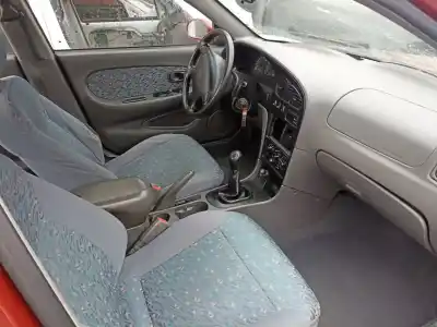 Veículo de Sucata kia sephia sephia sedan (fa) 1.5 i 89cv do ano 2001 alimentado bfd