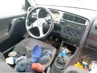 Veículo de Sucata volkswagen golf iii (1h1) 2.0 gti 16v do ano 1994 alimentado abf