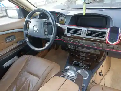 Veículo de Sucata bmw 7 (e65, e66, e67) 745 i, li do ano 2001 alimentado n62 b44 a