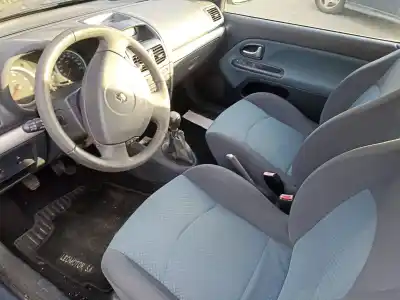 Veículo de Sucata renault clio ii (bb_, cb_) 1.5 dci (b/cb07) do ano 2005 alimentado k9k 700,k9k 704