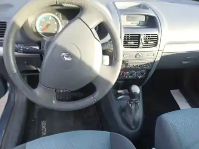 Veículo de Sucata renault clio ii (bb_, cb_) 1.5 dci (b/cb07) do ano 2005 alimentado k9k 700,k9k 704