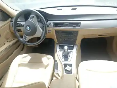 Sloopvoertuig bmw 3 (e90) 320 i van het jaar 2006 aangedreven n46 b20 b,n46 b20 bd,n46 b20 c,n46 b20 cb