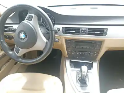 Sloopvoertuig bmw 3 (e90) 320 i van het jaar 2006 aangedreven n46 b20 b,n46 b20 bd,n46 b20 c,n46 b20 cb