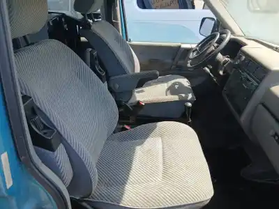 Sloopvoertuig vw                                                 transporter iv autobús (70b, 70c, 7db, 7dk, 70j, 70k, 7dc, 7                                                                                                                                                                                               2.5                                                                                                                                                                                                                                                        van het jaar 1992 aangedreven aaf,acu,aen,aeu
