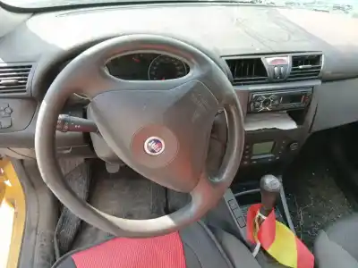 Здавання транспортного засобу fiat stilo (192_) 1.9 jtd (192_xe1a) року 2004 потужний 192 a1.000,192 b4.000,937 a7.000