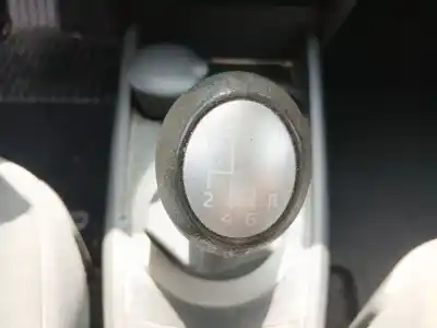 Sloopvoertuig RENAULT MEGANE II SEDÁN (LM0/1_)  van het jaar 2005 aangedreven F9Q 800
