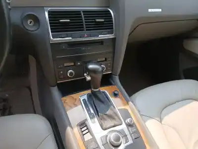 Veicolo di demolizione audi q7 (4lb) 3.0 tdi quattro dell'anno 2006 alimentato bug