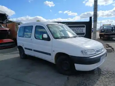 Vehículo de desguace CITROEN BERLINGO / BERLINGO FIRST MONOSPACE (MF_, GJK_, GFK_)  del año 2001 con motor WJY (DW8B),WJZ (DW8)