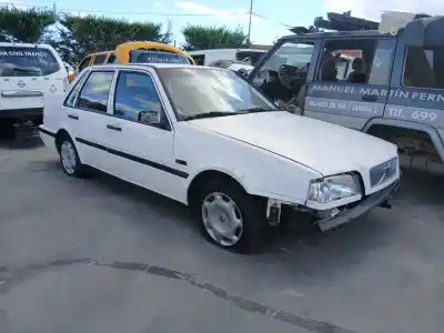Veículo de Sucata VOLVO 460 (464)  do ano 1992 alimentado B 16 F
