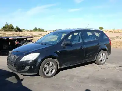 Sloopvoertuig KIA CEE'D SW (ED)  van het jaar 2009 aangedreven D4FB