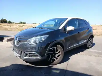 Sloopvoertuig RENAULT CAPTUR I (J5_, H5_)  van het jaar 2015 aangedreven H5F 408,H5F 412