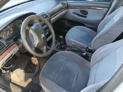 Veicolo di demolizione peugeot 406 (8b) 2.0 hdi 110 dell'anno 2000 alimentato rhz (dw10ated)