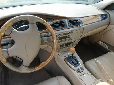 Veículo de Sucata jaguar s-type ii (x200) 3.0 v6 do ano 2001 alimentado fb(ajv6),fg(ajv6)