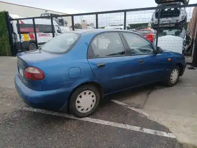 Véhicule à la ferraille daewoo lanos (klat) 1.5 de l'année 1997 alimenté a15sms