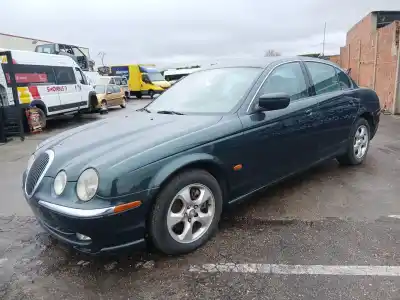 Scrapping Vehicle jaguar s-type ii (x200) 4.0 v8 of the year 2001 powered gc(ajv8)