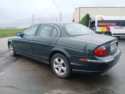 Scrapping Vehicle jaguar s-type ii (x200) 4.0 v8 of the year 2001 powered gc(ajv8)