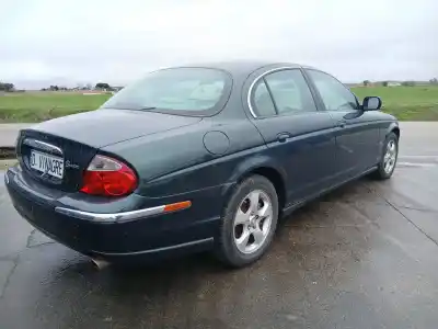 Scrapping Vehicle jaguar s-type ii (x200) 4.0 v8 of the year 2001 powered gc(ajv8)