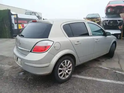 Sloopvoertuig opel astra h (a04) 1.7 cdti (l48) van het jaar 2005 aangedreven z 17 dth
