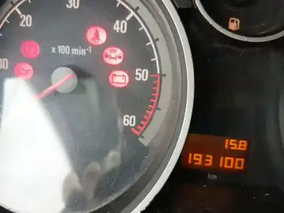 Veicolo di demolizione OPEL ASTRA H (A04)  dell'anno 2005 alimentato Z 17 DTH