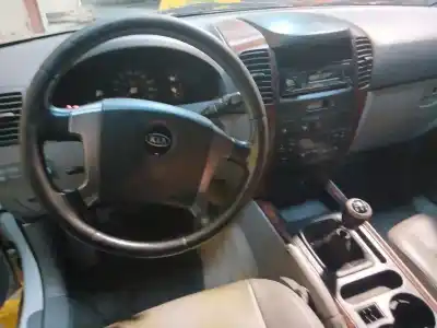 Sloopvoertuig kia sorento i (jc) 2.5 crdi van het jaar 2004 aangedreven d4cb