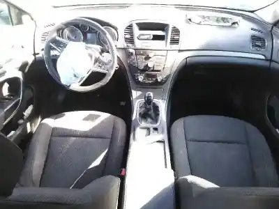 Veículo de Sucata opel insignia berlina 2.0 cdti cat do ano 2010 alimentado a20dth